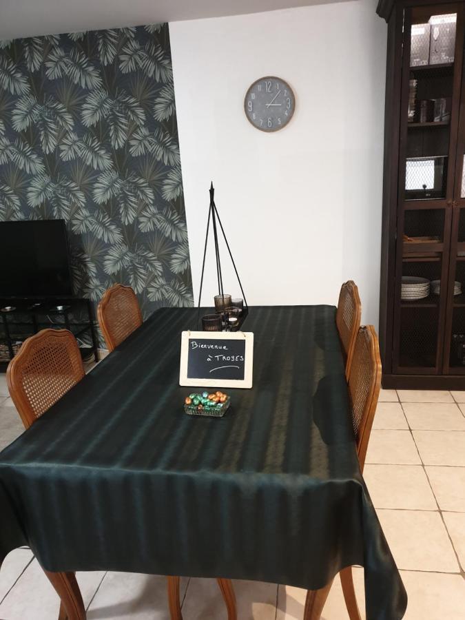 Le Jacobin Apartment Troyes Ngoại thất bức ảnh